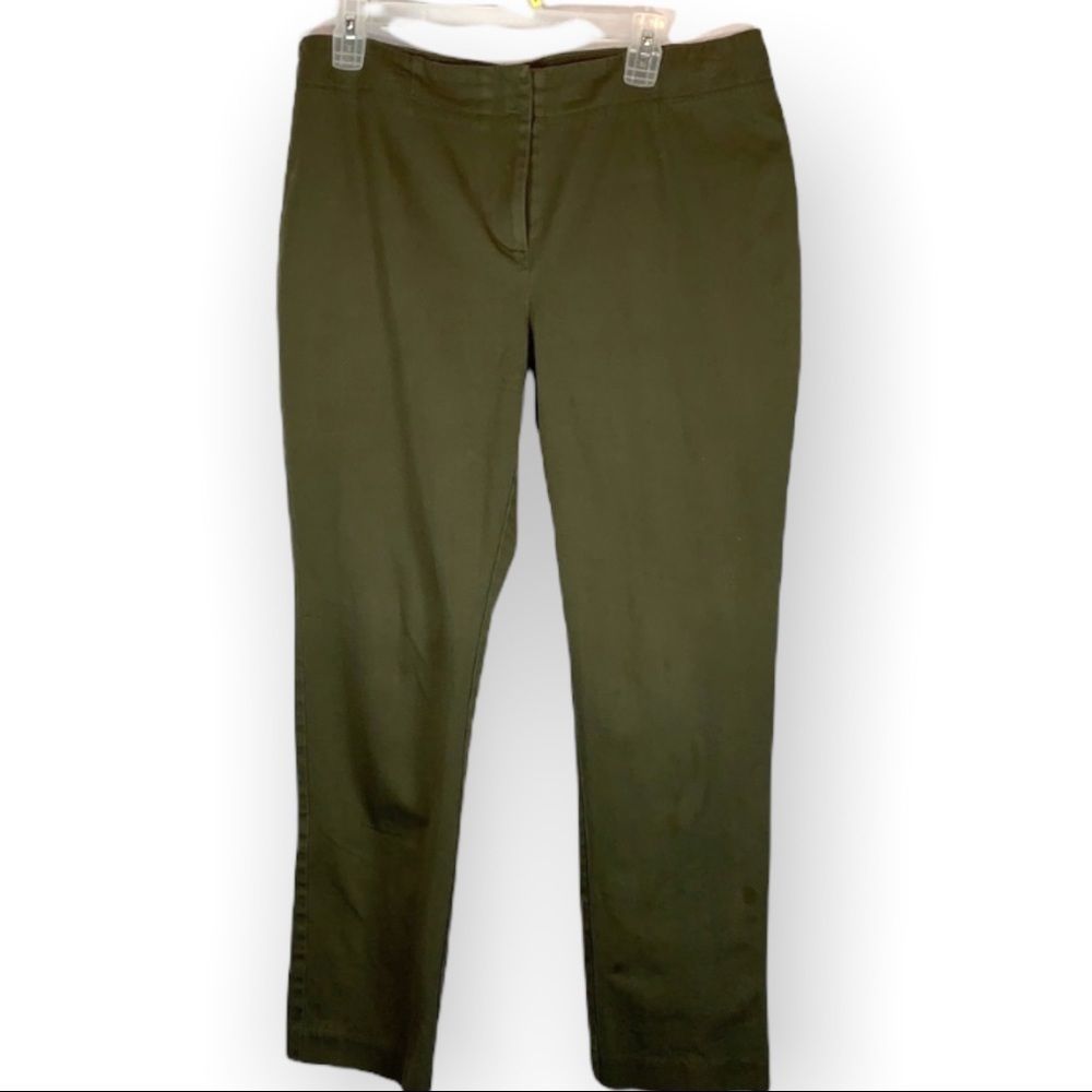 Chico’s Olive Green Straight Leg High Rise Stretchy 10P  (B-015)
